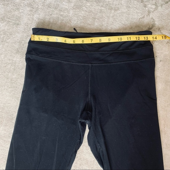 Lululemon Chase Me Crop *Flawed* - 6 - Picture 9 of 14